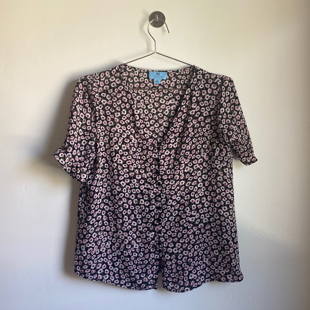 CeCe Ruffle Sleeve Floral Print Top